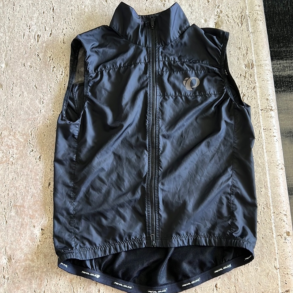 Barrier performance bike vest